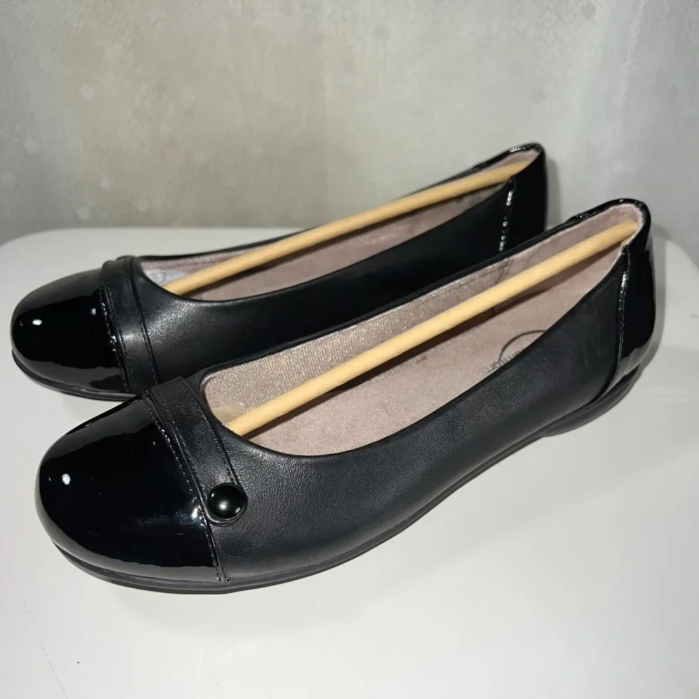 LifeStride Women's Alchemy Ballet Flat 7M